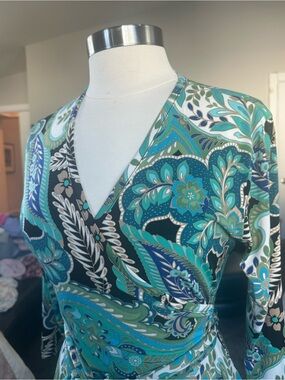 Banana Republic Turquoise & Teal Paisley Wrap Dress. Long Sleeve Knee Length. M